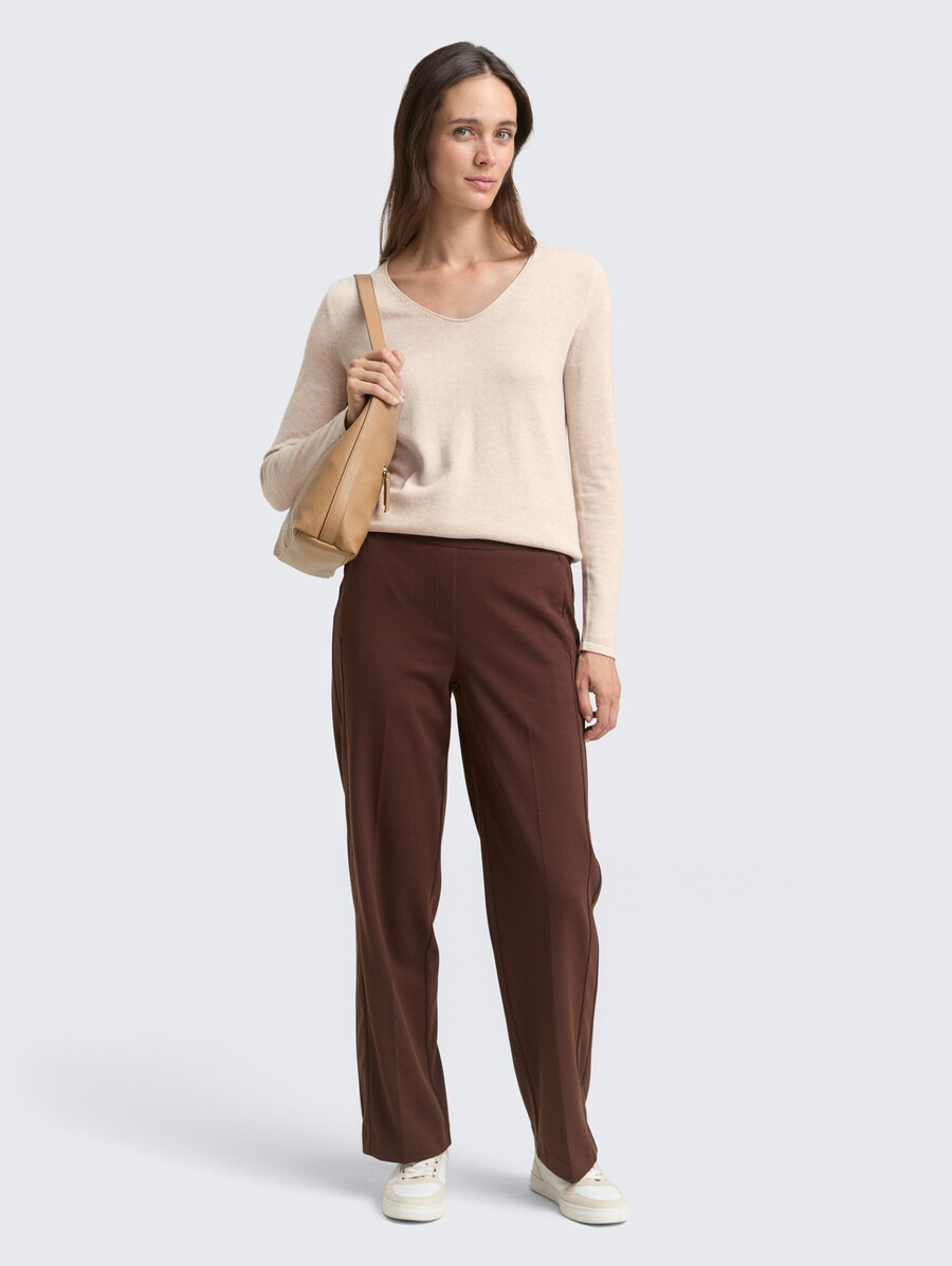 maglione con scollo a v