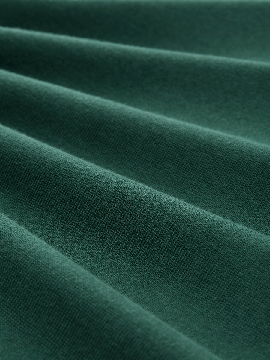 maglione lavorato a maglia con scollo a v
