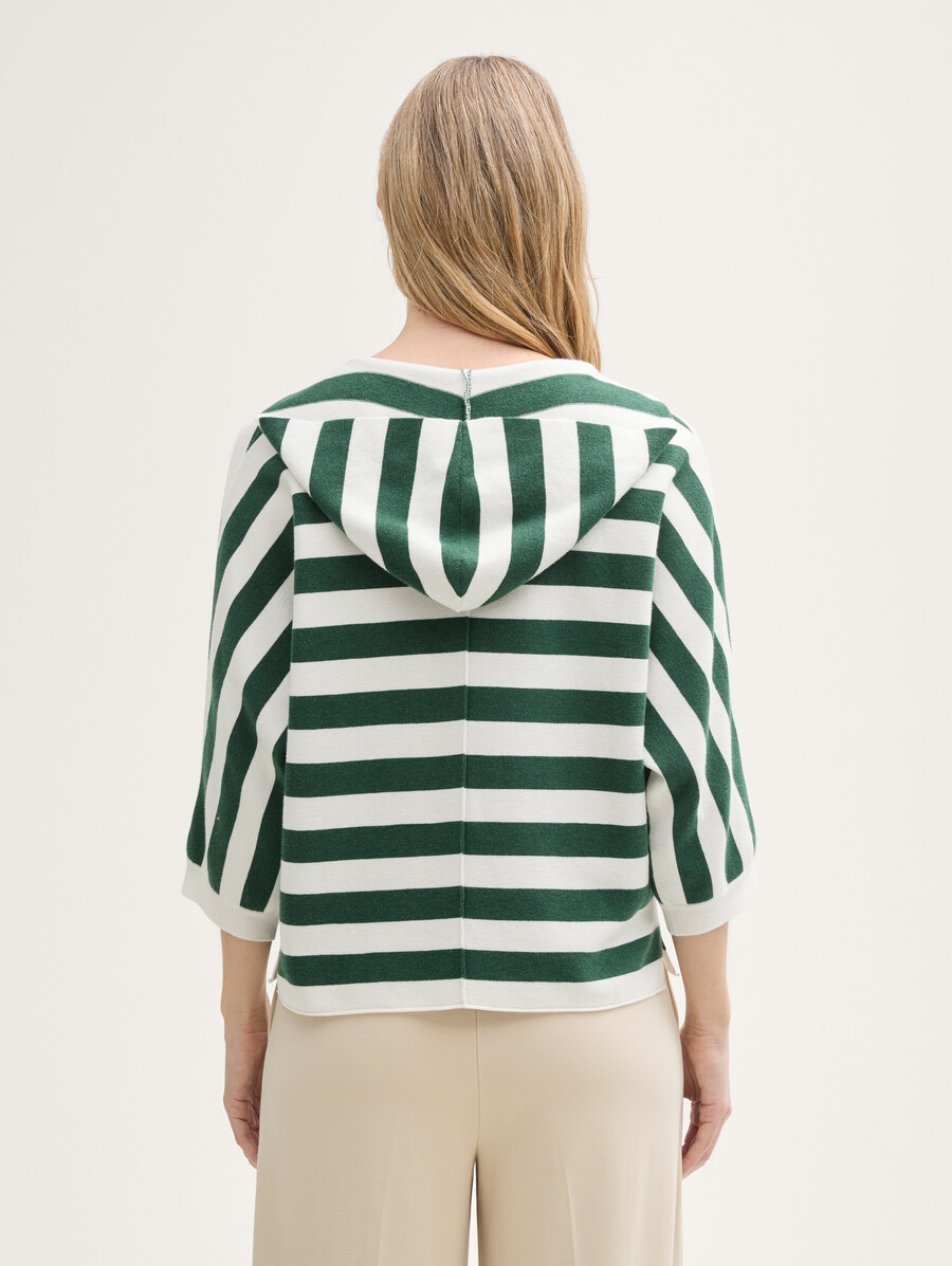 maglione lavorato a maglia con cappuccio dalla vestibilità ampia