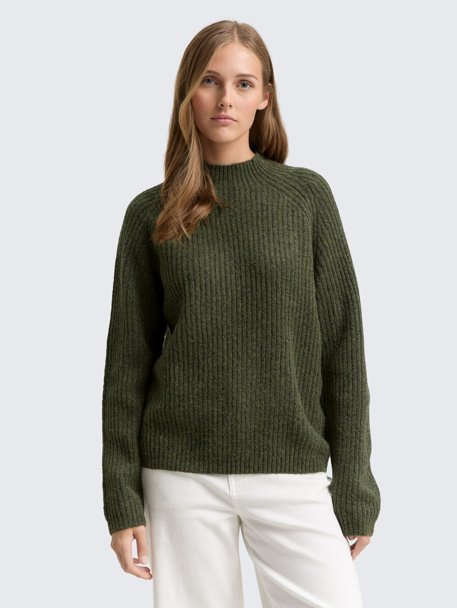 maglione lavorato a maglia dalla vestibilità comoda con collo alto