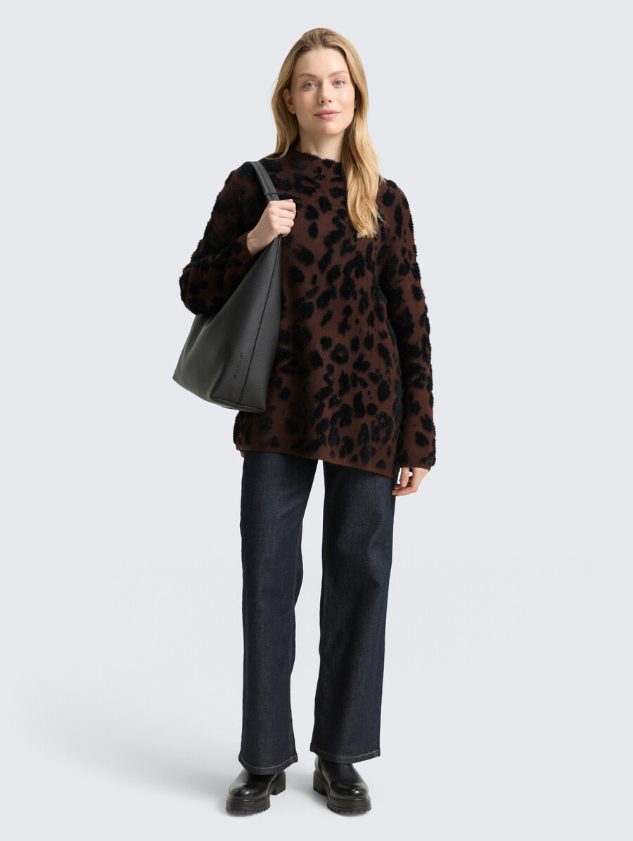 maglione oversize in maglia con stampa leopardata