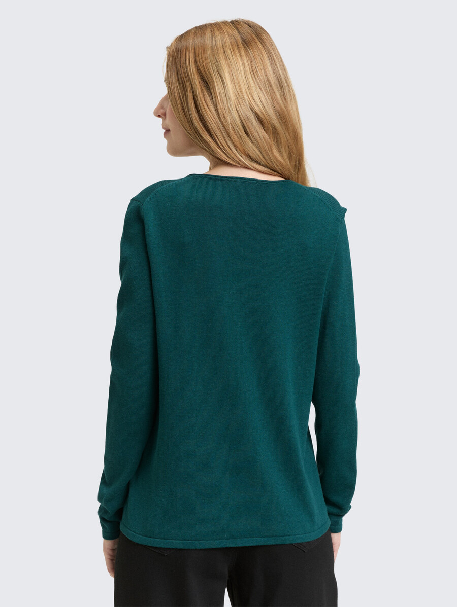 maglione lavorato a maglia con scollo a v