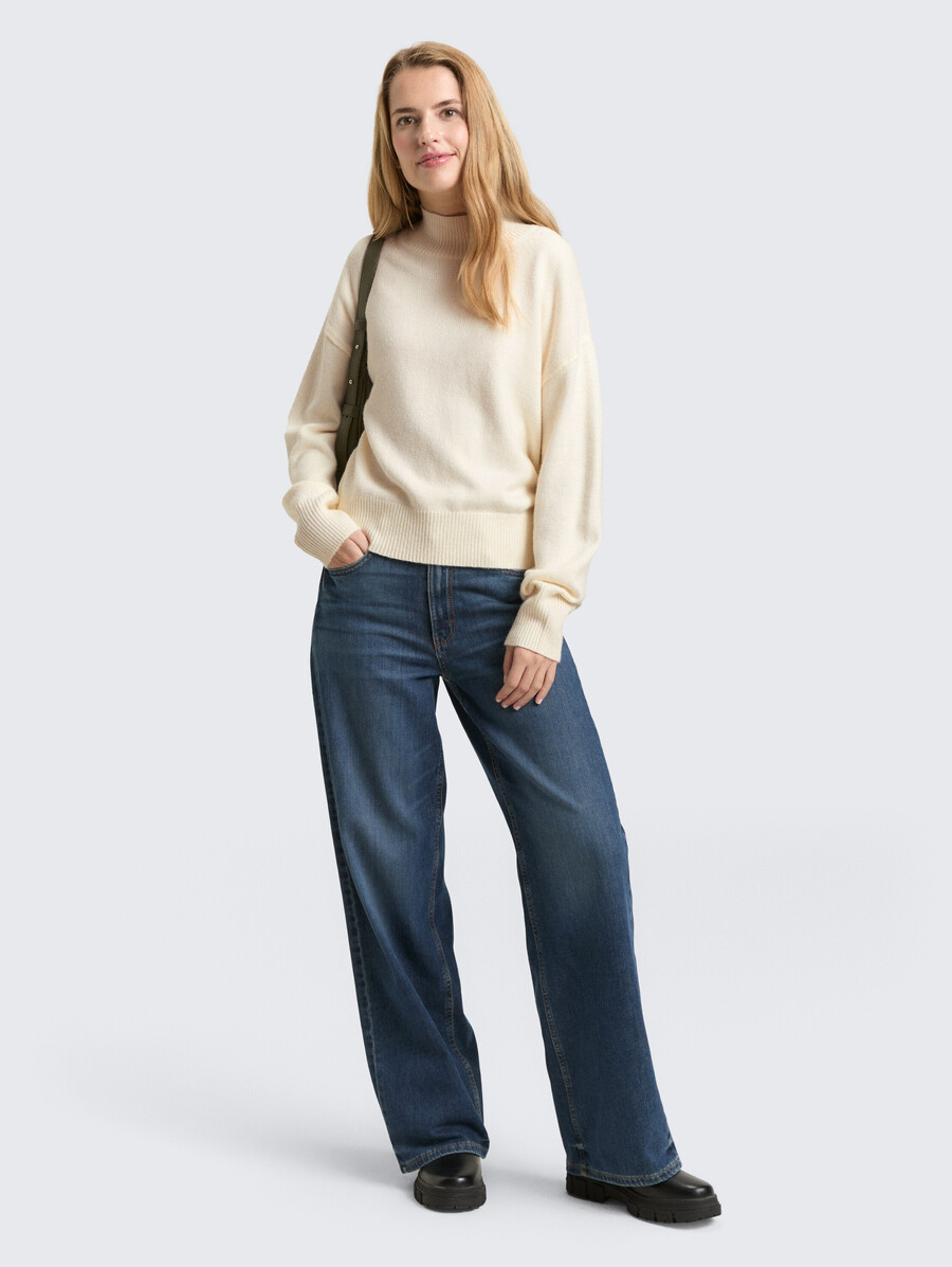 maglione oversize lavorato a maglia con collo alto