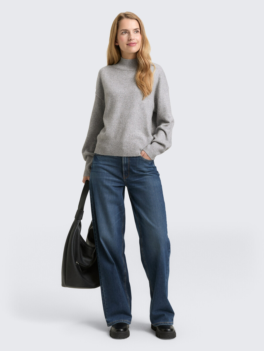 maglione oversize lavorato a maglia con collo alto