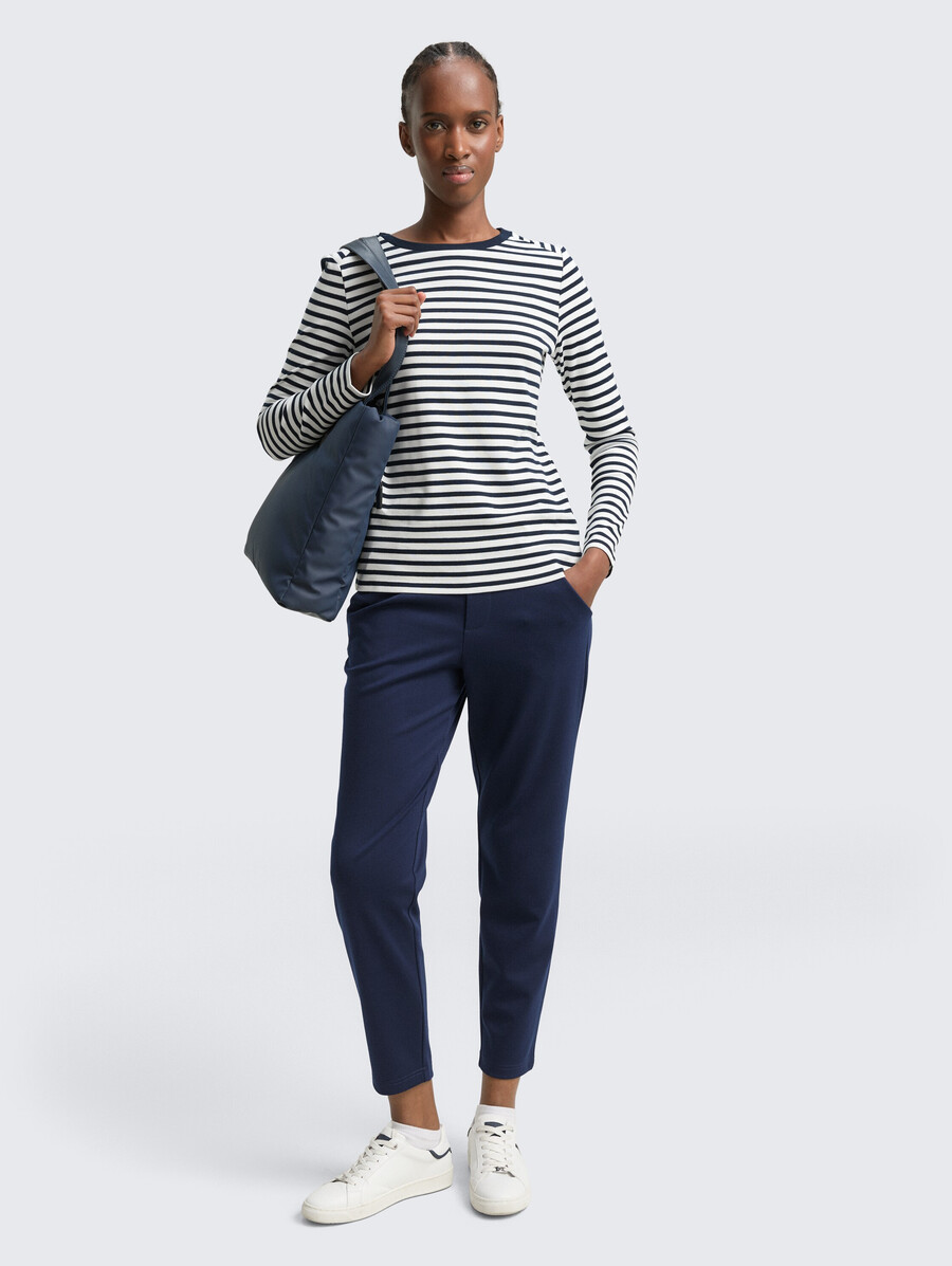 pantaloni dalla vestibilità comoda con elastico in vita