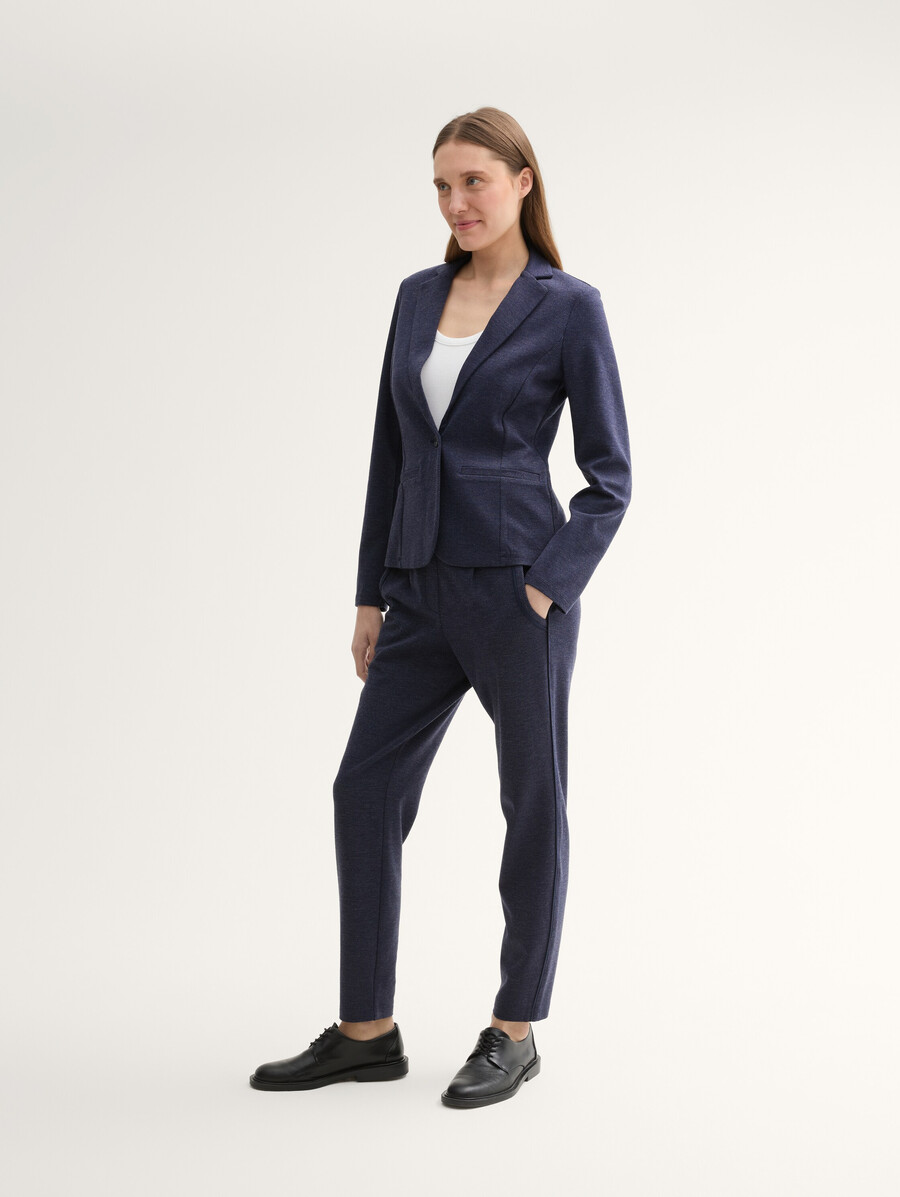 pantaloni larghi