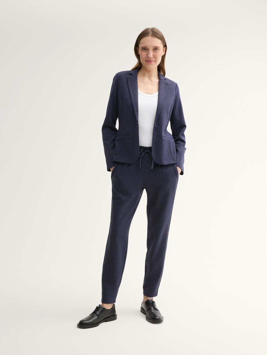 pantaloni larghi
