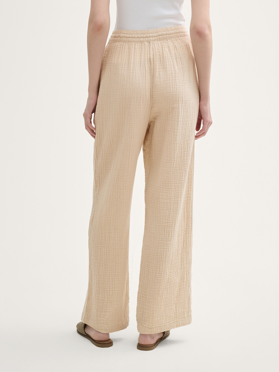 pantaloni dritti in mussola