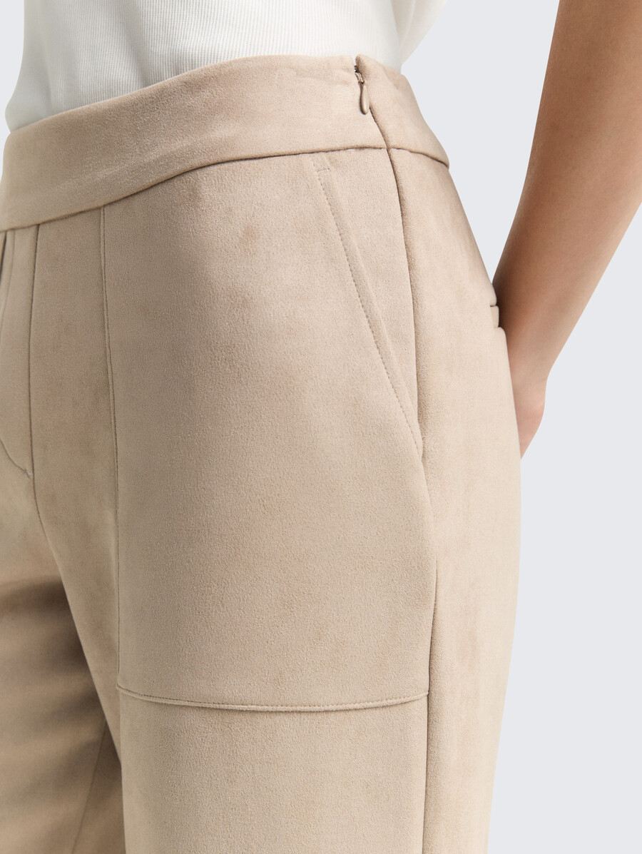 pantaloni larghi in effetto scamosciato