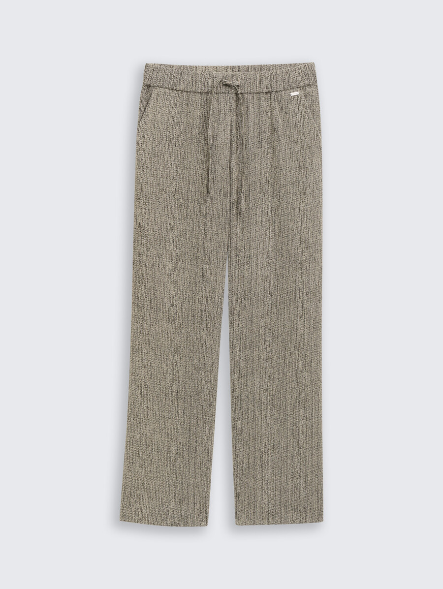 pantaloni larghi e larghi