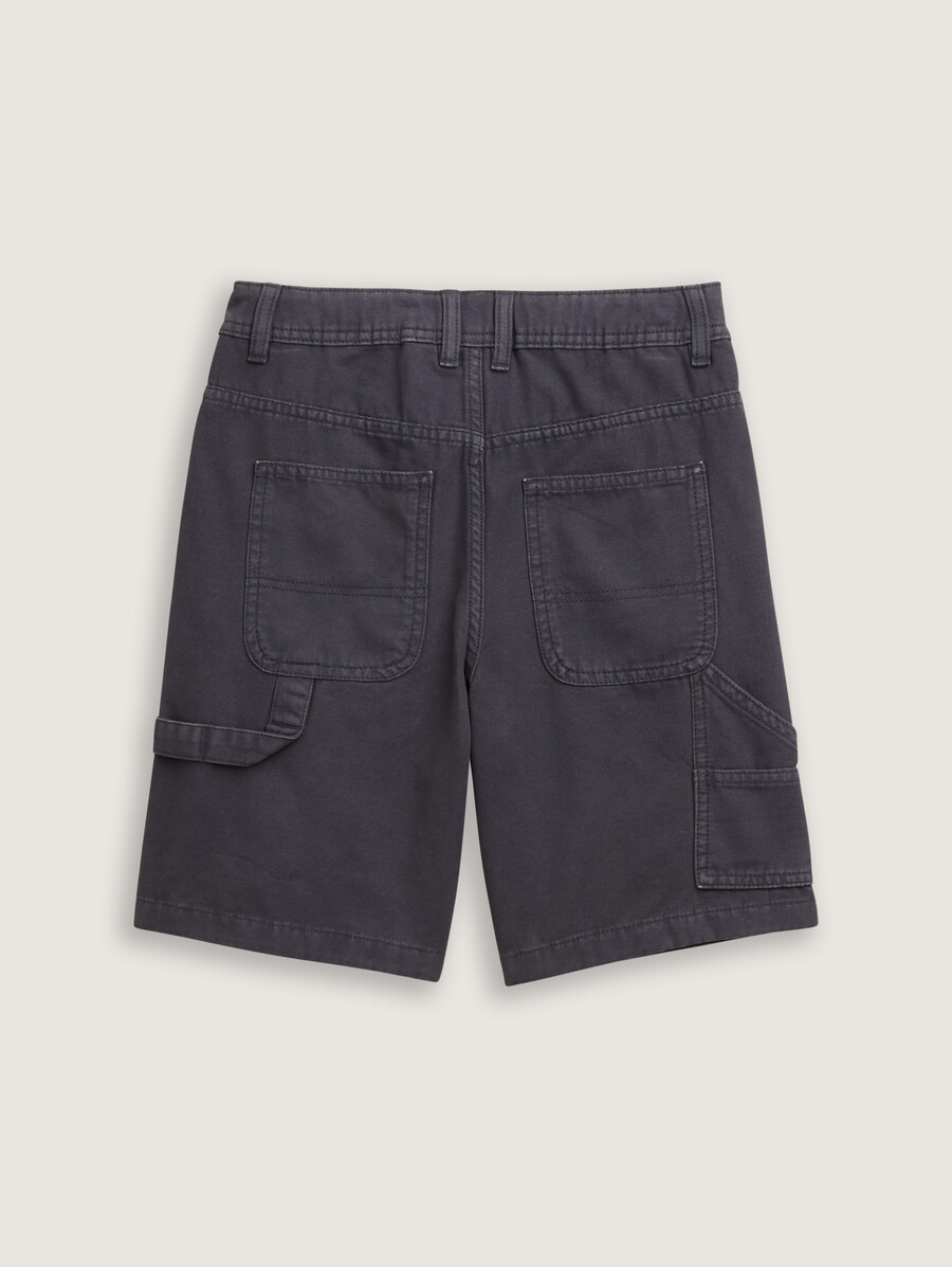 pantaloncini larghi