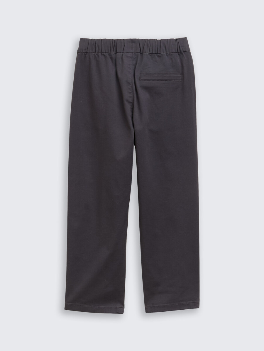 pantaloni chino larghi
