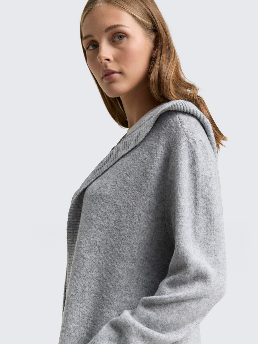 cardigan con cappuccio