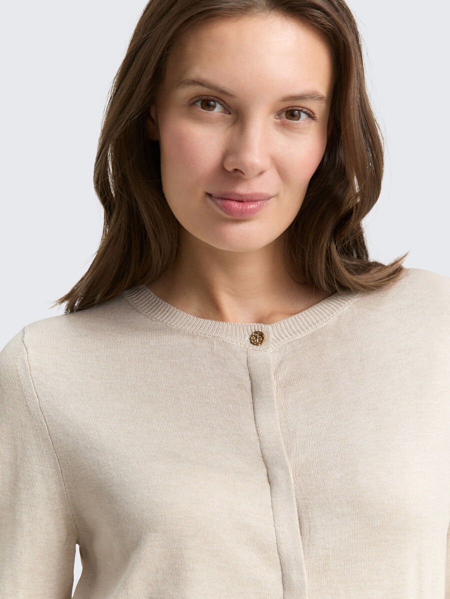 cardigan con abbottonatura nascosta