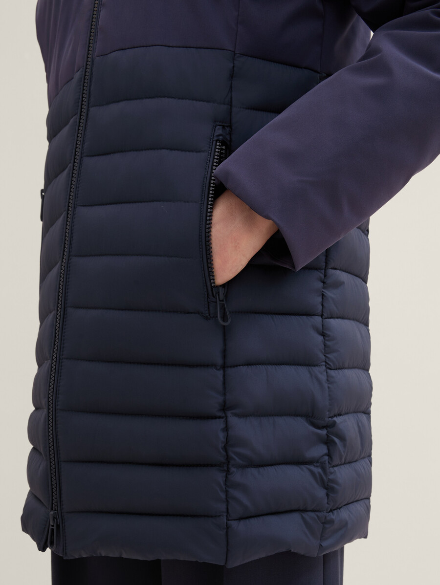 cappotto ibrido con cappuccio
