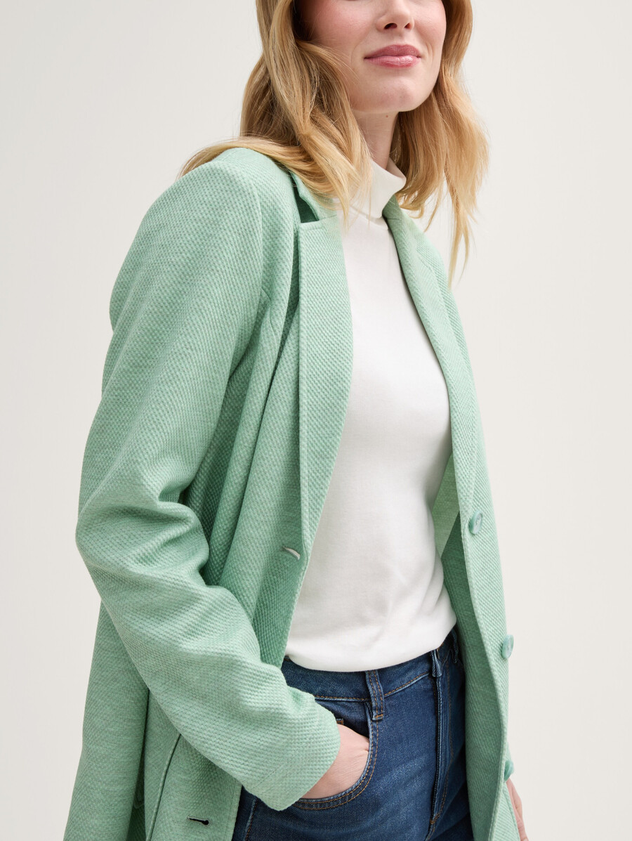 cappotto con collo a revers