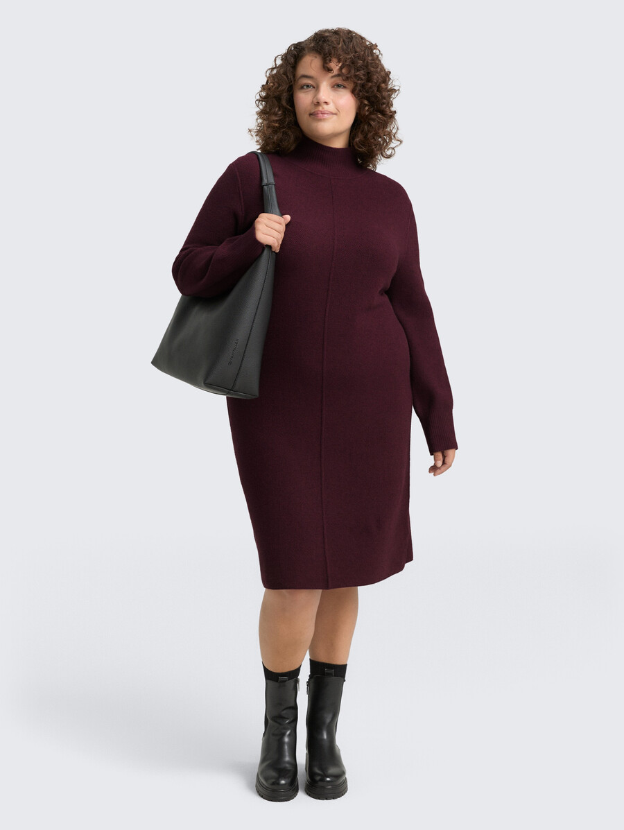 taglie forti - abito in maglia con collo alto