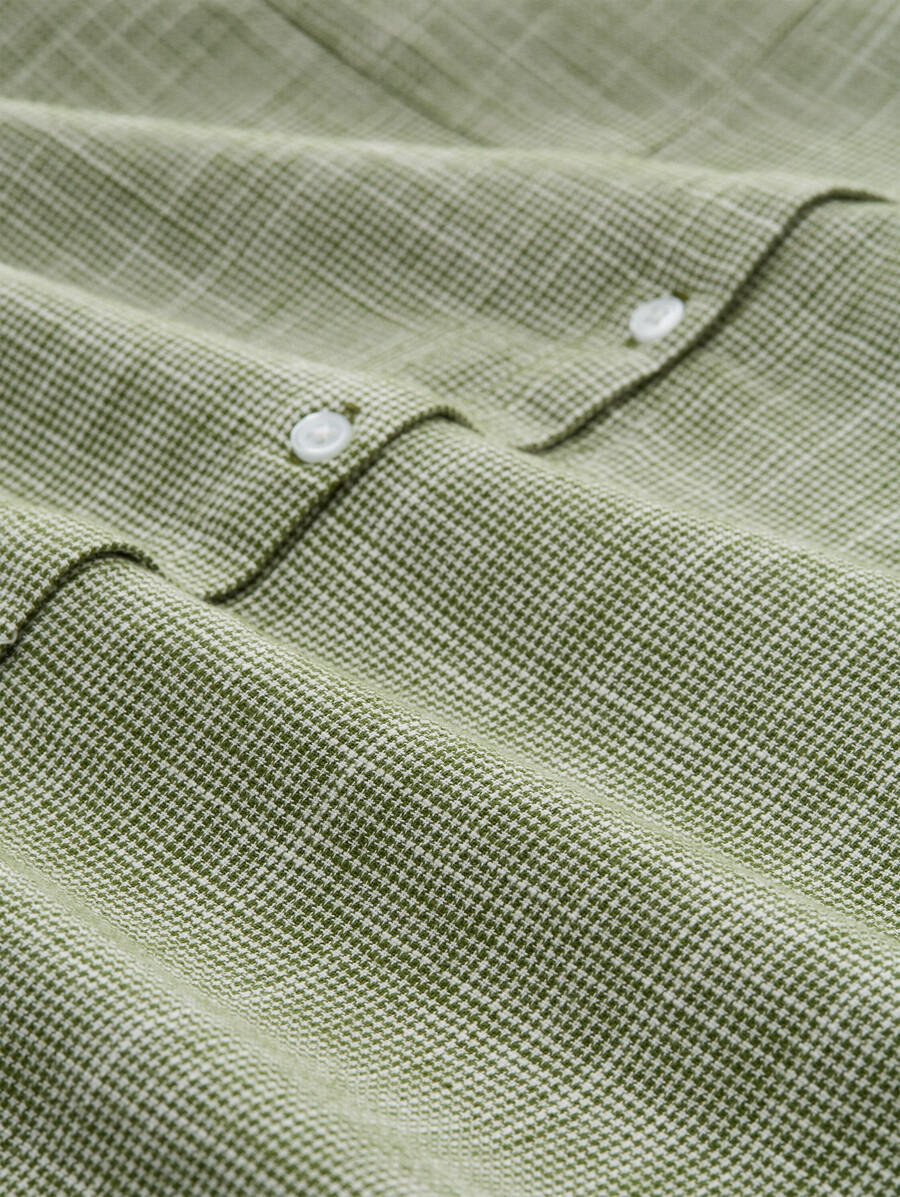 taglie forti - camicetta con tasche sul petto
