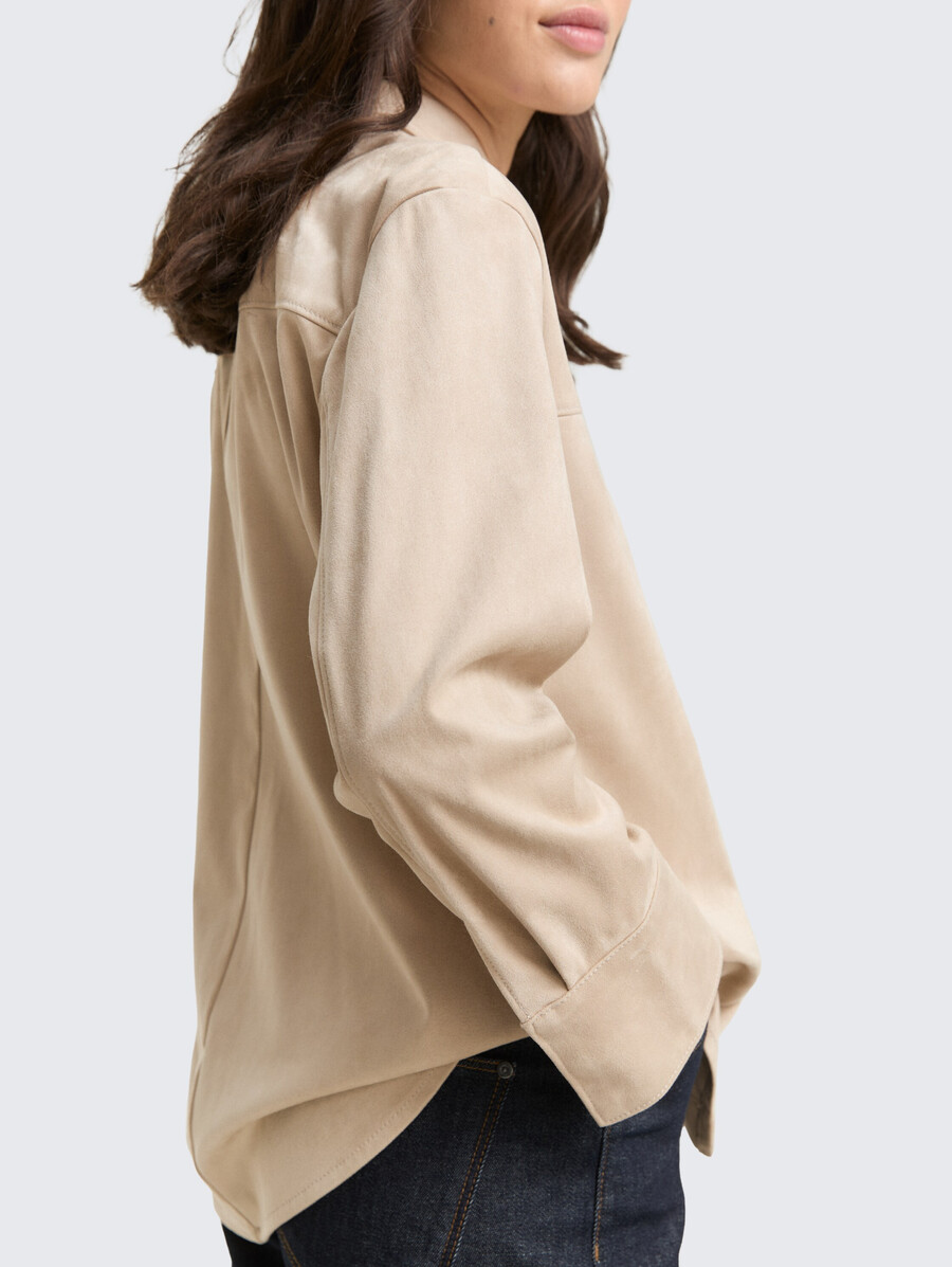 camicia oversize in effetto scamosciato