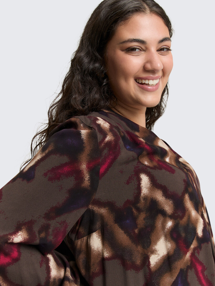 taglie forti - blusa fantasia