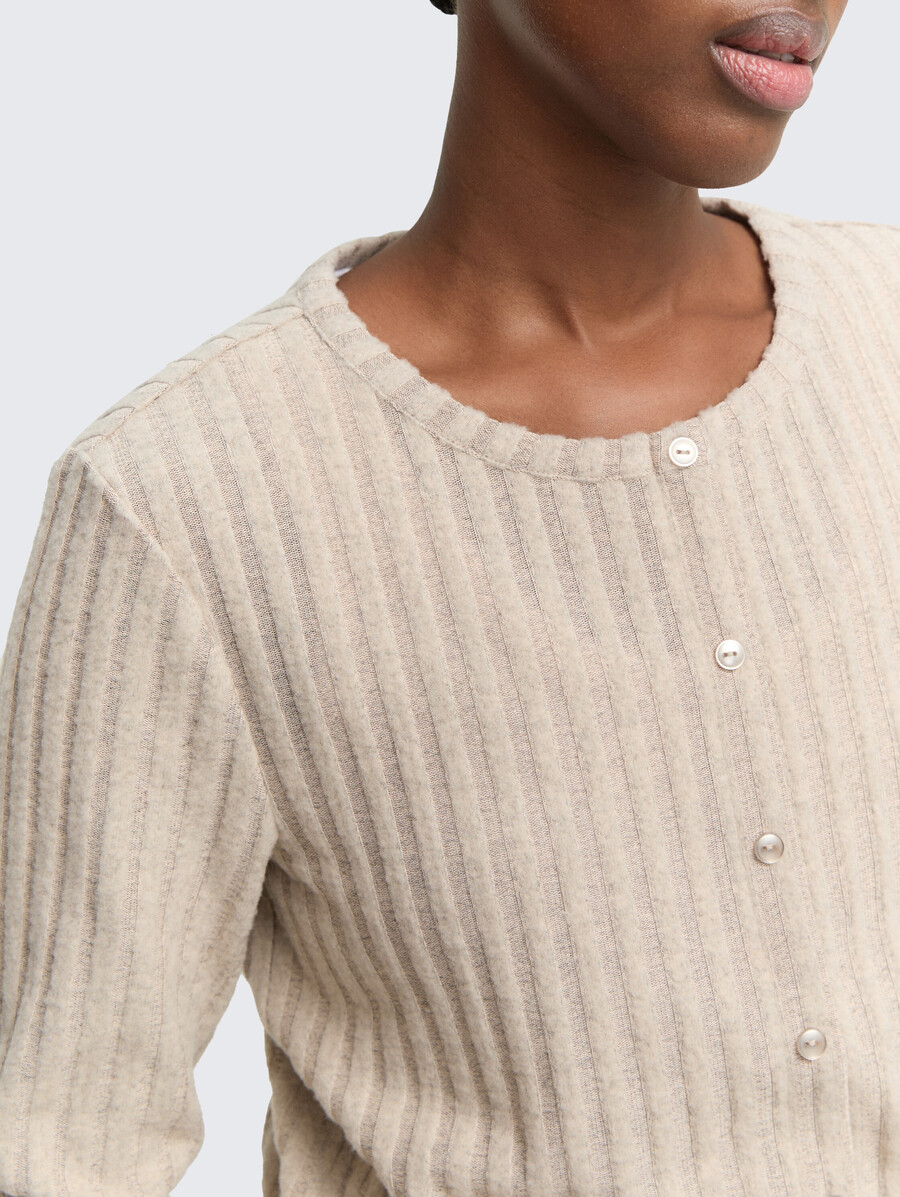 camicia a maniche lunghe slim fit con abbottonatura decorativa