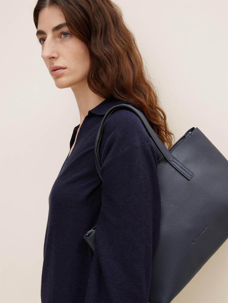 shopper ttmarla con piccolo logo in rilievo