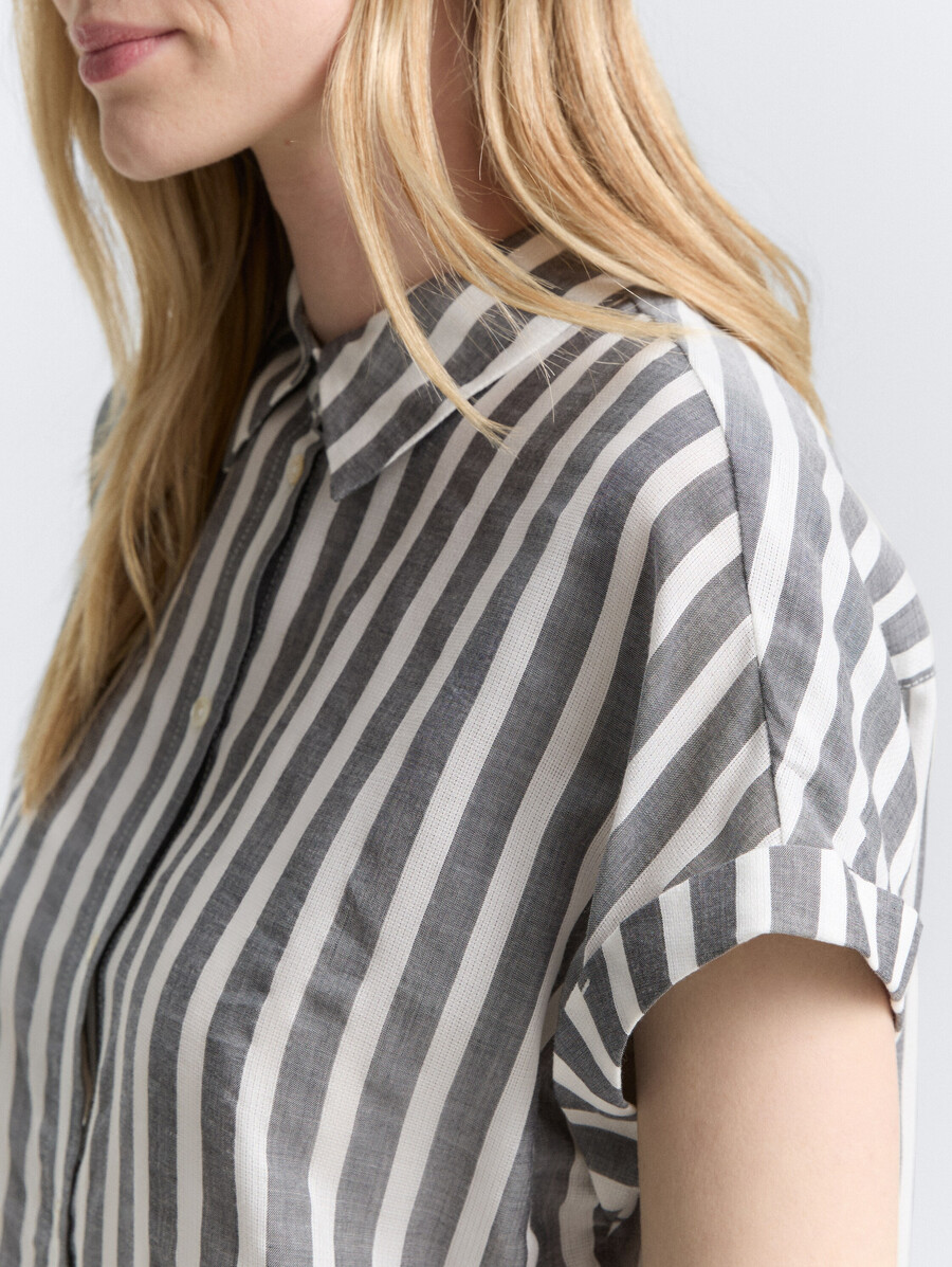 blusa ampia con motivo a righe