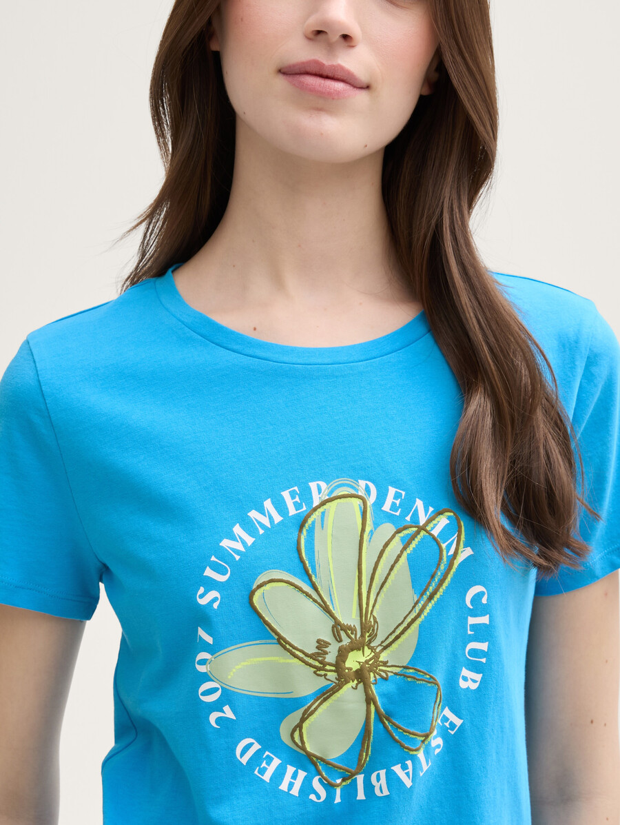 t-shirt con stampa floreale