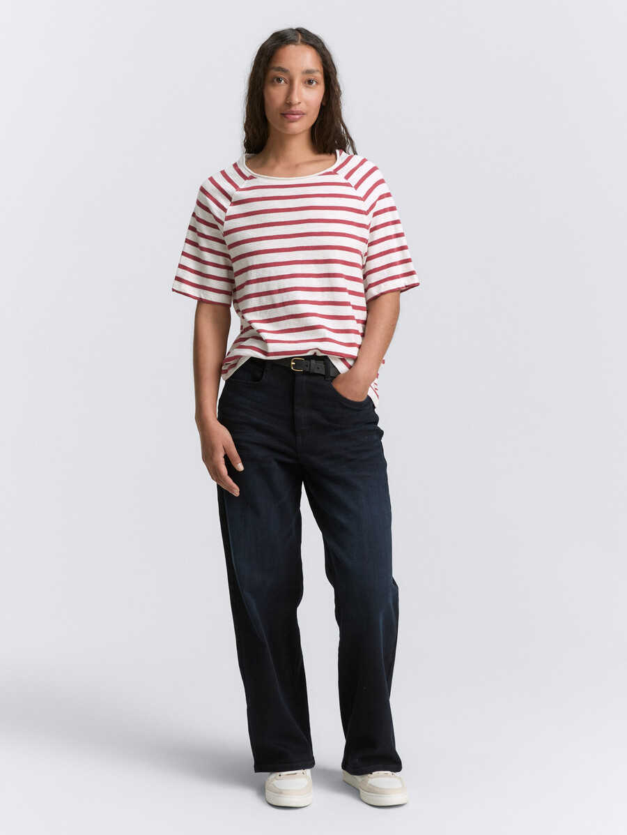 t-shirt raglan con motivo a righe