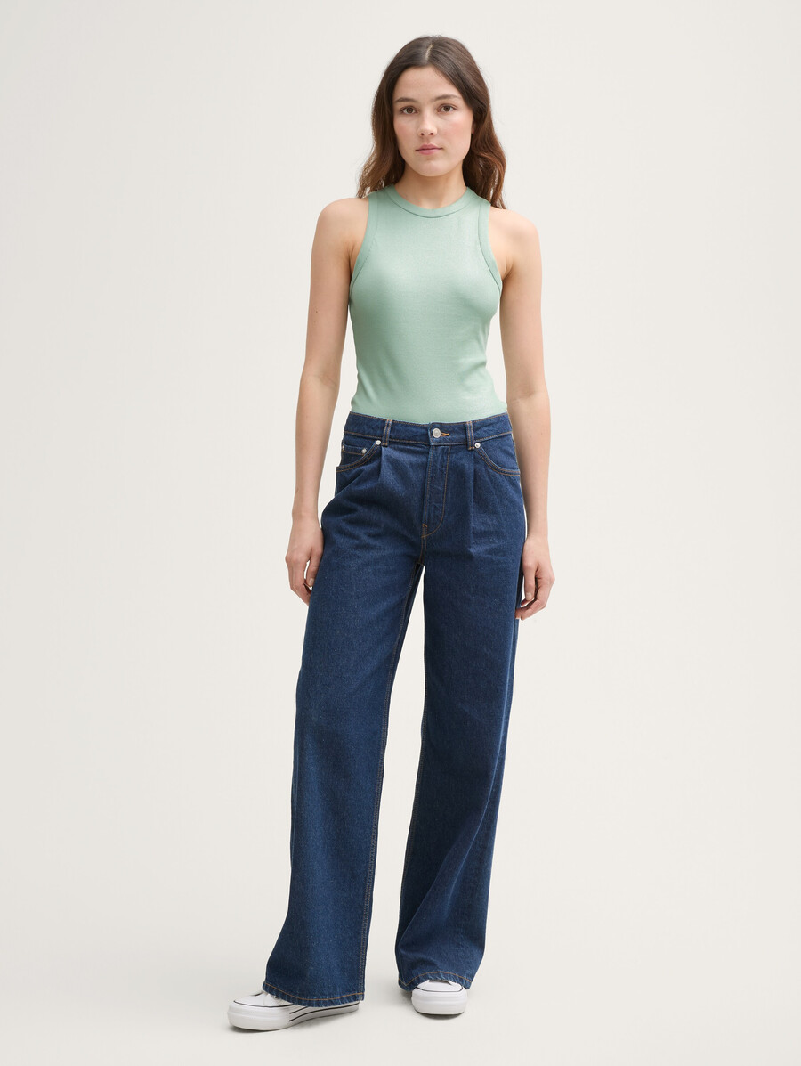top in costina spalmata con effetto glitter