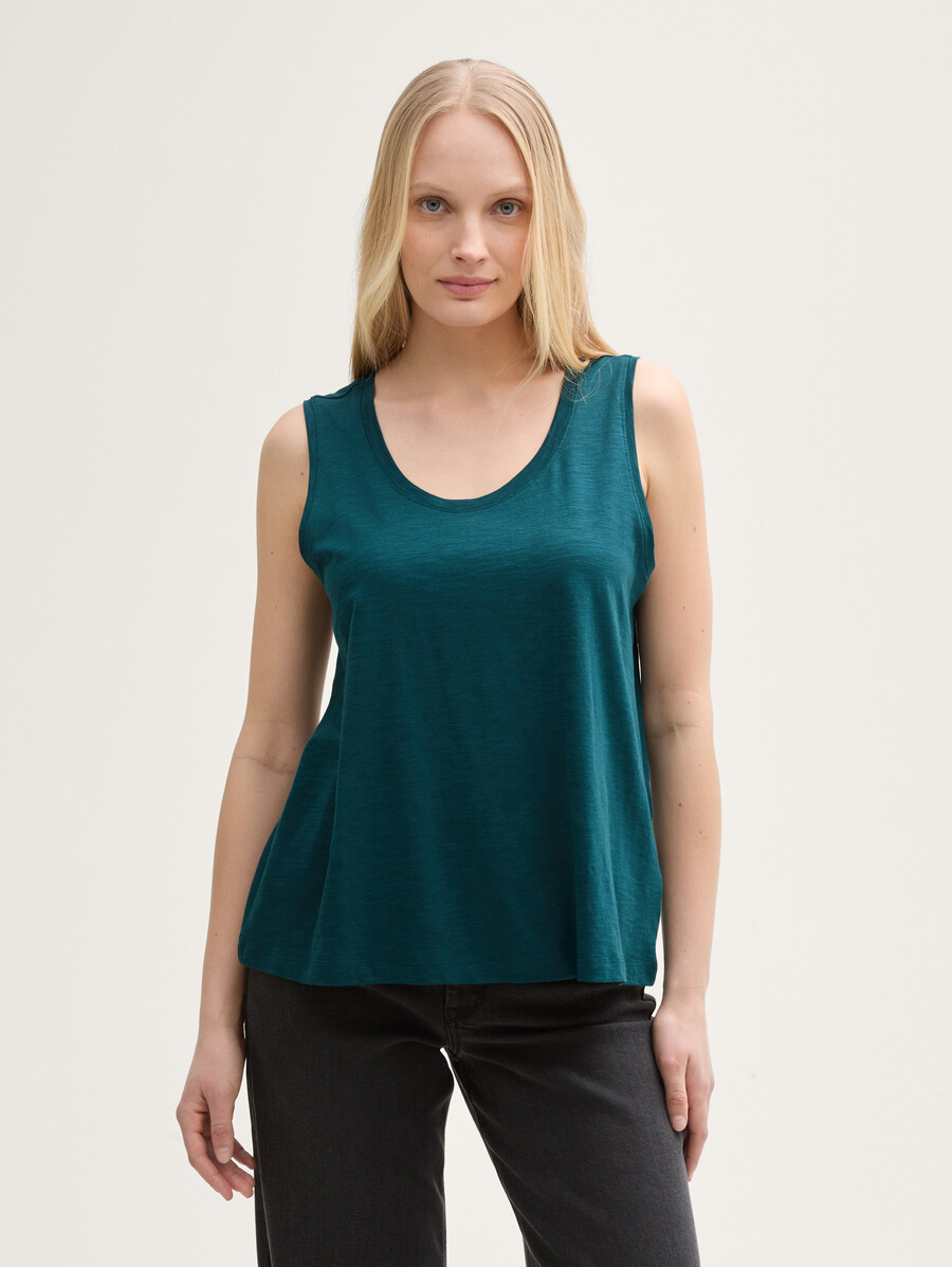 top con scollo tondo