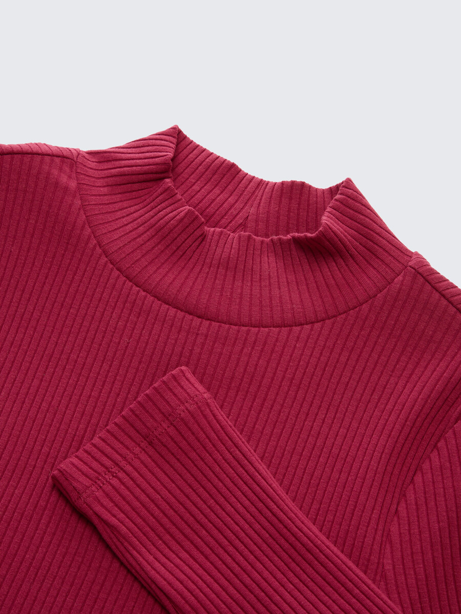 camicia a maniche lunghe a coste con collo alto