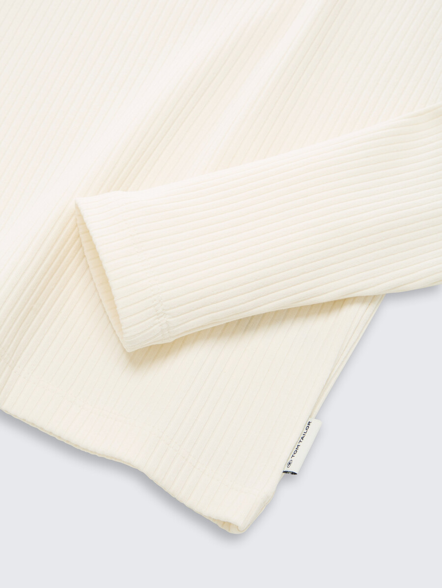 camicia a maniche lunghe a coste con collo alto