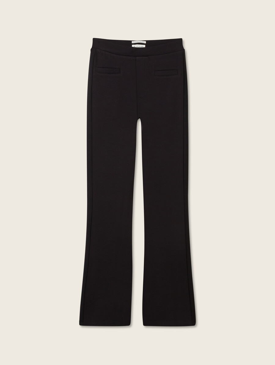 leggings aderenti svasati con elastico