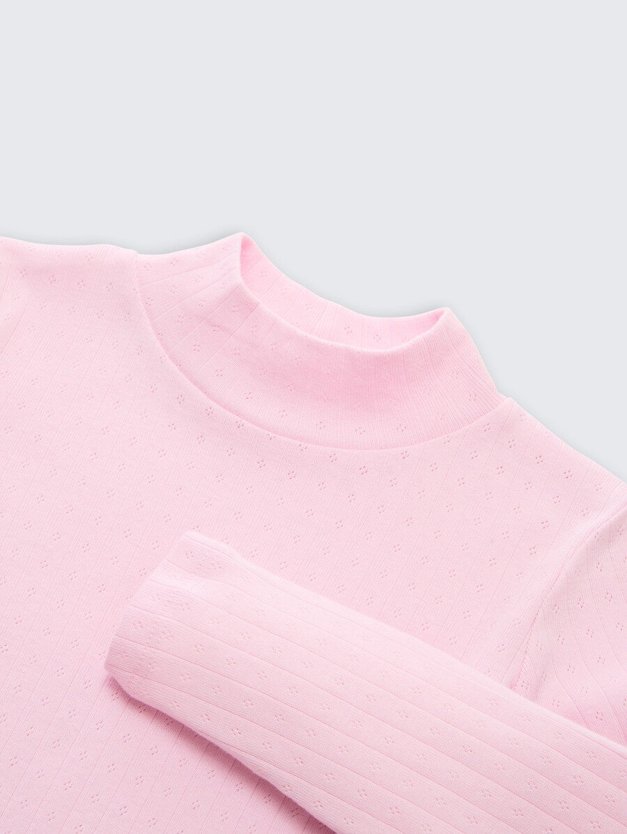camicia a maniche lunghe in traforato con collo alto