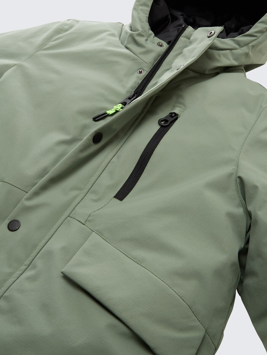 parka artico con cappuccio