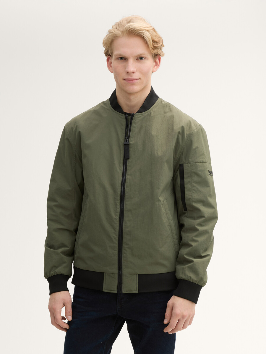 giubbotto bomber con tasche