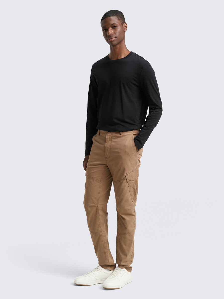 pantaloni cargo affusolati regolari