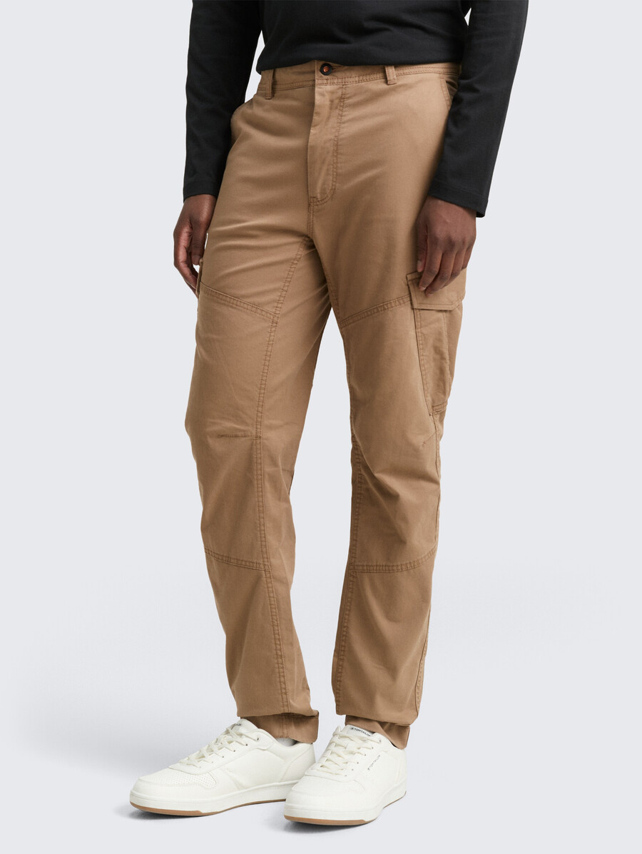 pantaloni cargo affusolati regolari