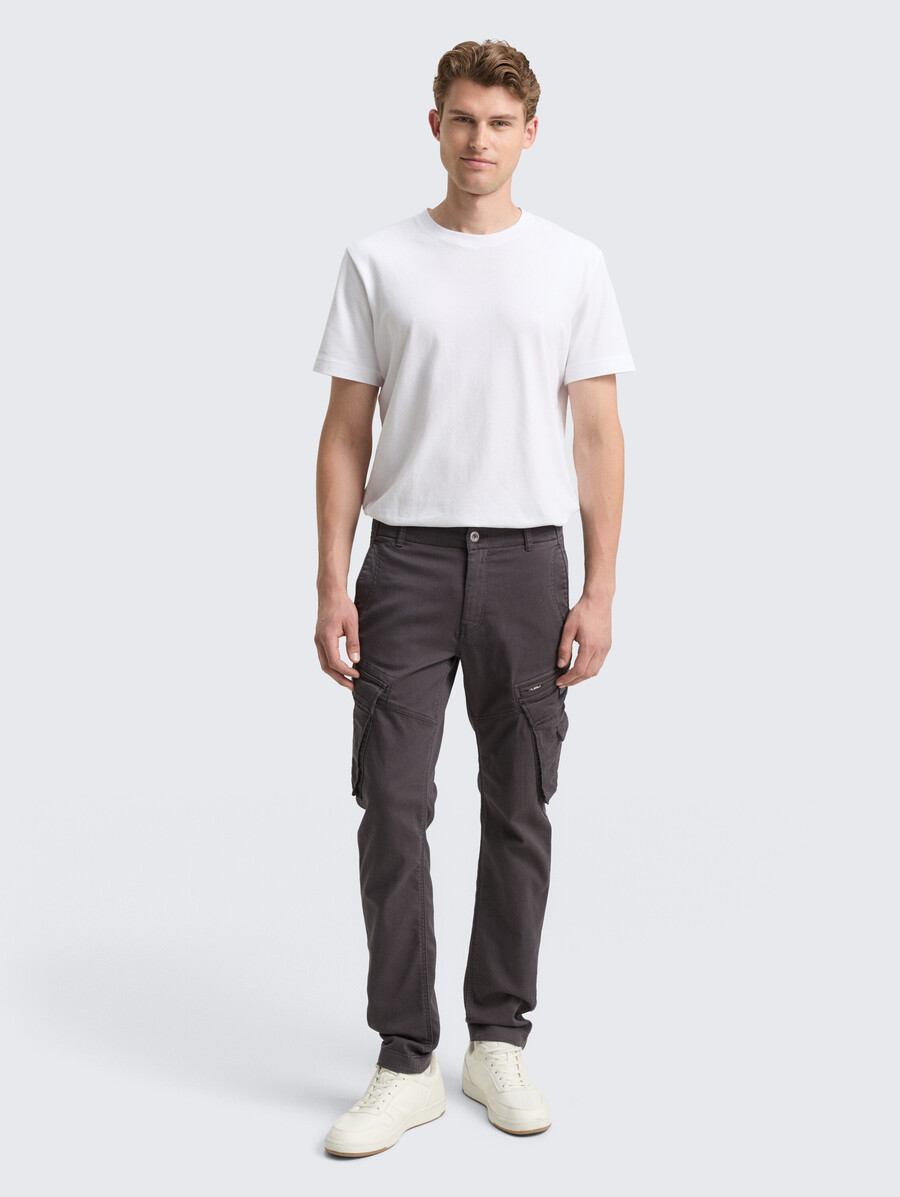 pantaloni cargo affusolati con elastico