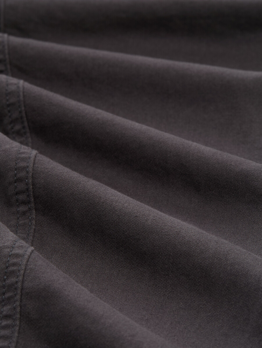 pantaloni cargo affusolati con elastico