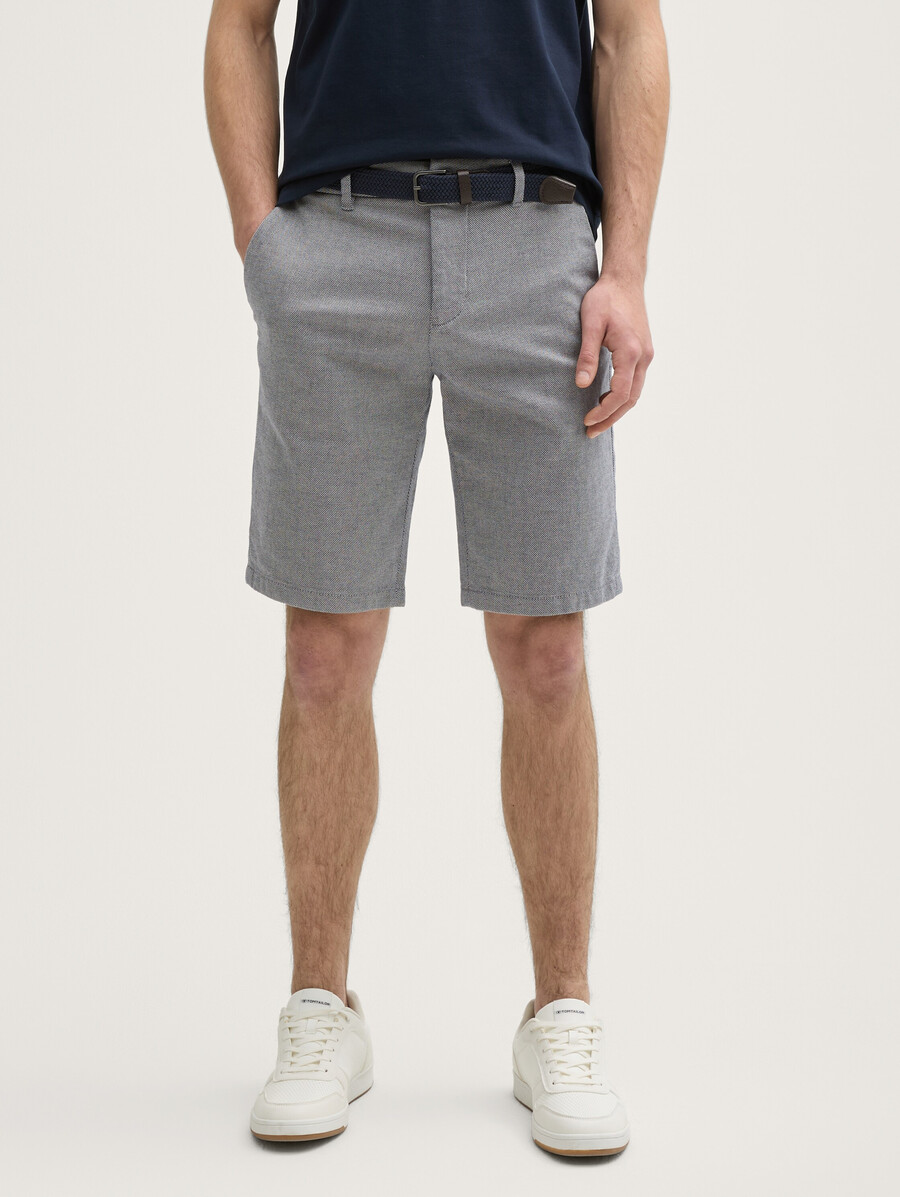 pantaloncini chino aderenti elasticizzati con cintura