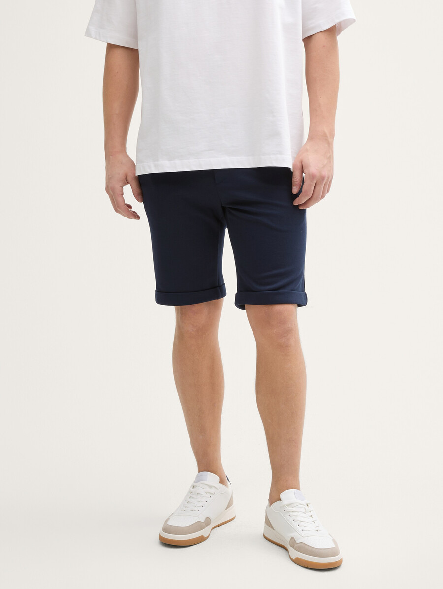 pantaloncini chino slim in piqué