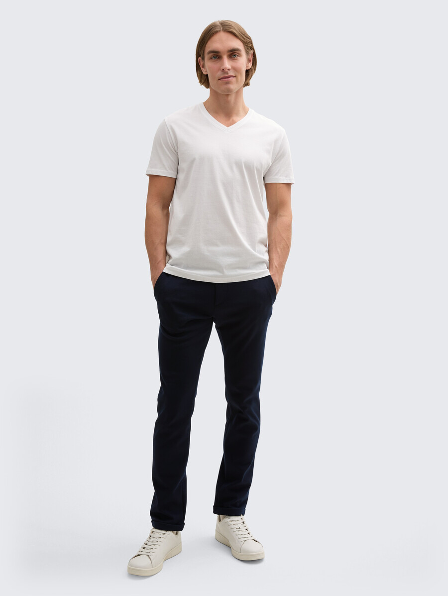 pantaloni chino tttravis slim realizzati in jersey piqué