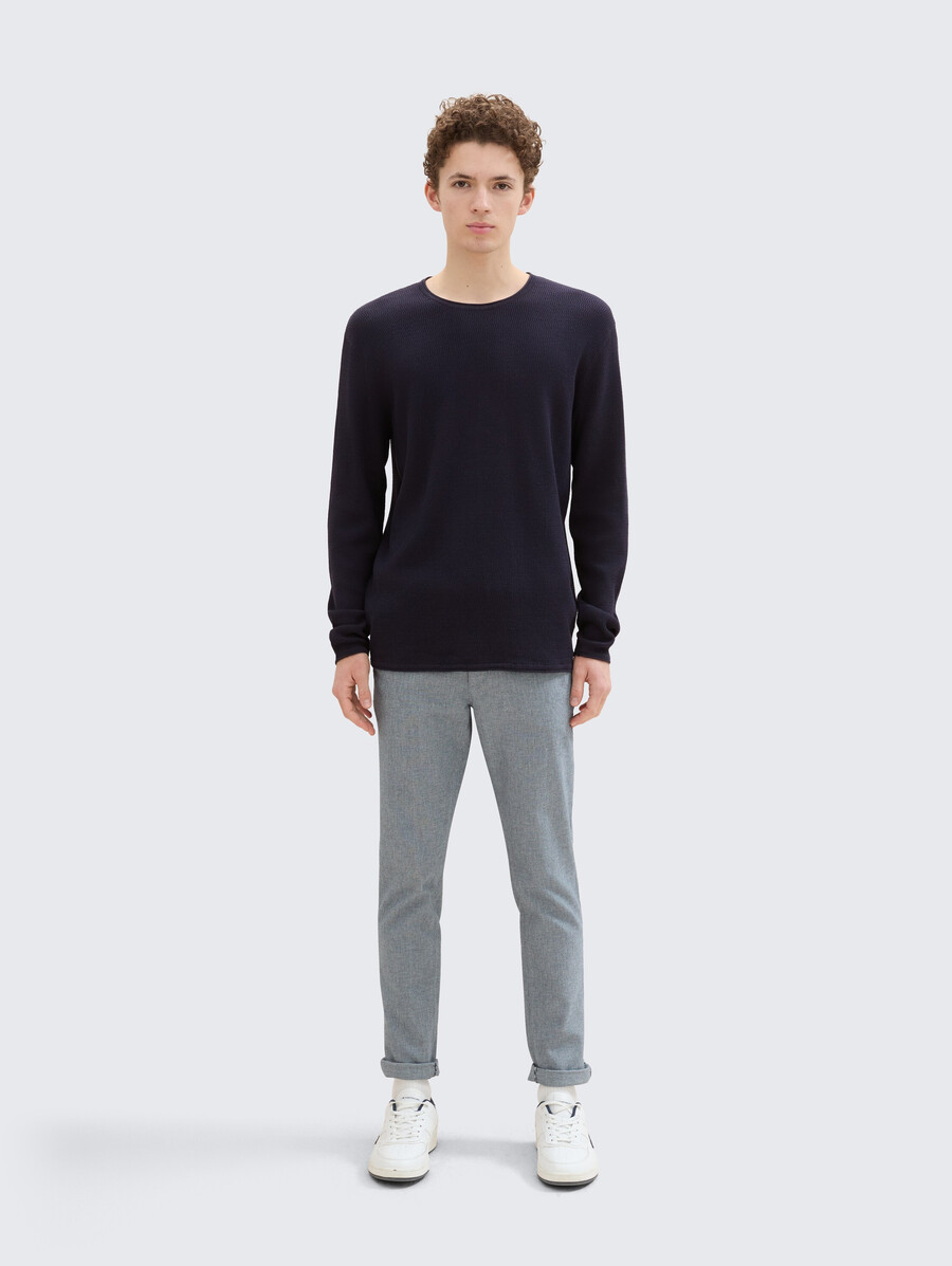 pantaloni chino dritti con cintura