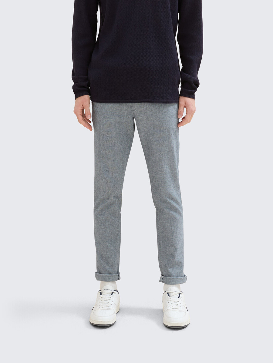 pantaloni chino dritti con cintura