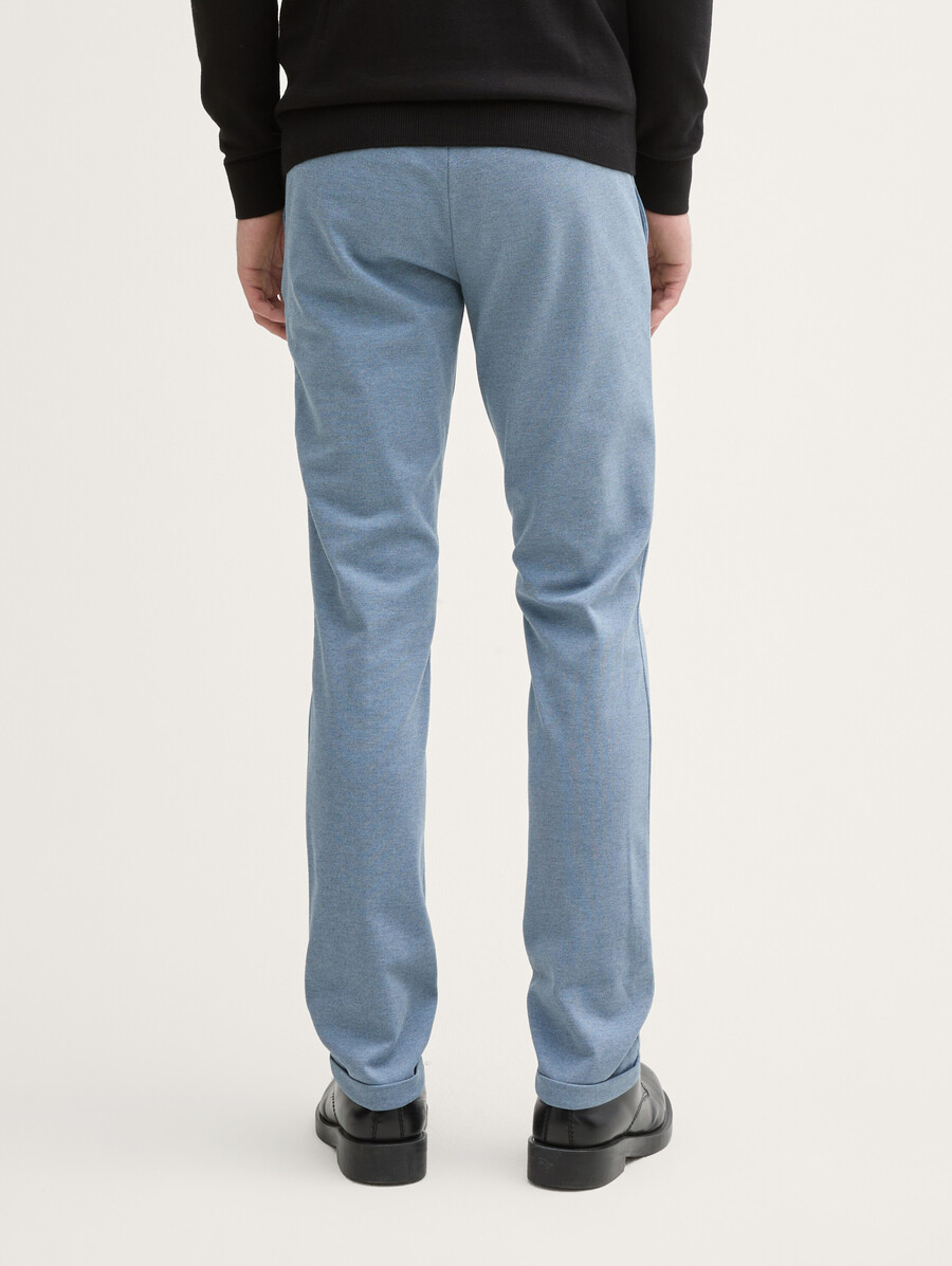 pantaloni chino tttravis slim realizzati in jersey piqué