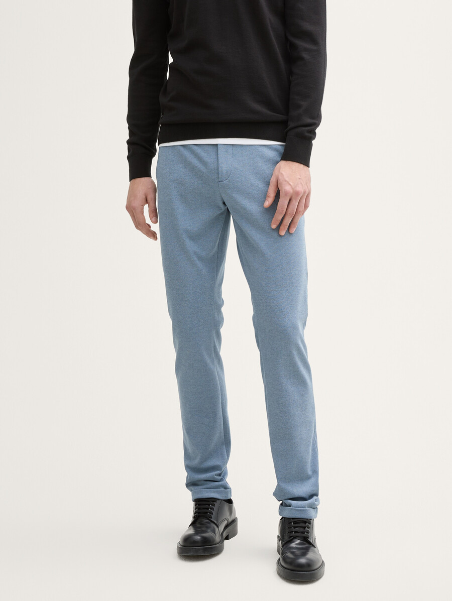 pantaloni chino tttravis slim realizzati in jersey piqué