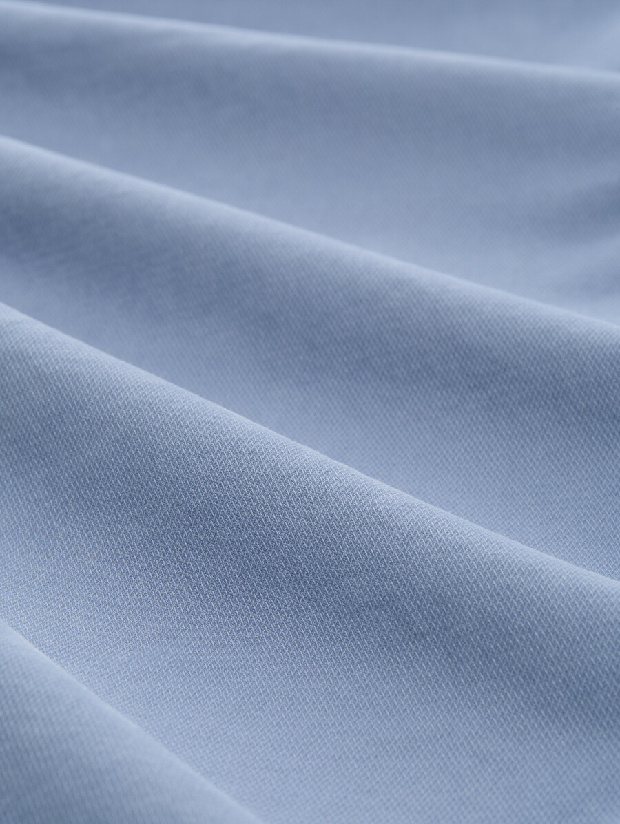 pantaloni chino affusolati