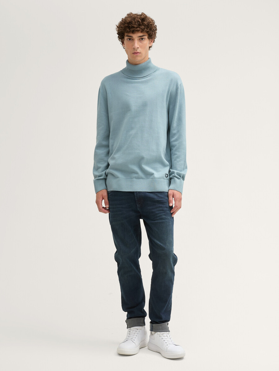 maglione dolcevita basico